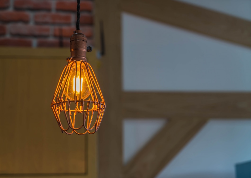Jak wybrać odpowiednią lampę sufitową do twojego mieszkania?